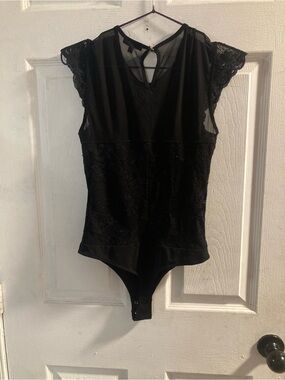 Dynamite Black Lace Flutter-Sleeve Bodysuit